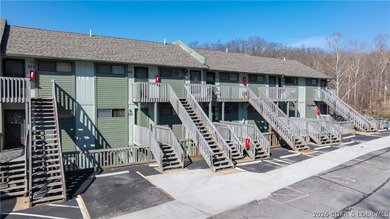 Escape to the stunning Lake of the Ozarks with this charming - photo 27