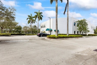 Incredibly rare opportunity to purchase a great commercial - photo 27
