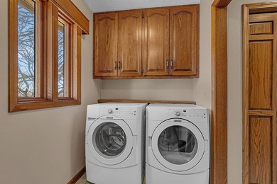 Welcome to this spacious and beautifully maintained two-story - photo 29