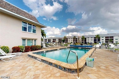 Welcome to this beautifully maintained, spacious Waterfront - photo 31