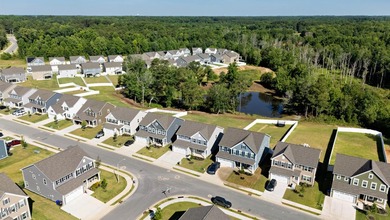 Rare opportunity to own one of Highland Ridge's premium pond - photo 32