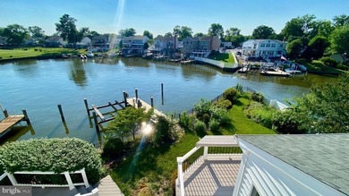 This stunning custom-built waterfront home on desirable Rumsey - photo 33