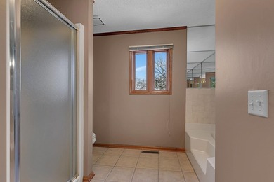 Welcome to this spacious and beautifully maintained two-story - photo 36