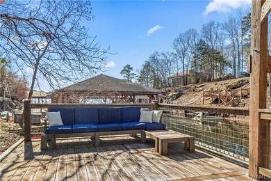 Welcome to lakeside living at its finest! This beautifully - photo 43