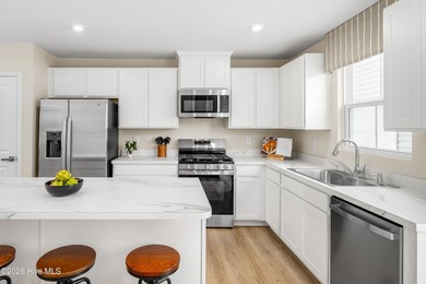 The Parker is a charming brand-new 2-bedroom, 2.5-bath home and - photo 6