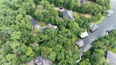 Welcome to lakeside living at its finest! This beautifully - photo 49