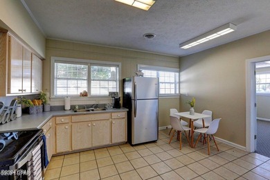 Property Type: Commercial Office Location: 1148 Jenks Ave - photo 3