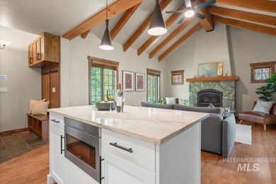 PRICE REDUCED $50K!! Explore the pinnacle of mountain getaway - photo 13