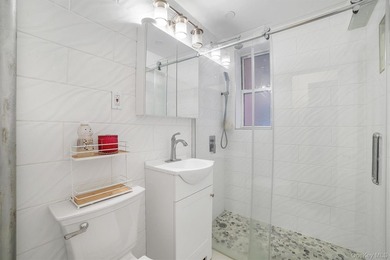 Step into this fully renovated and well-maintained 2-bedroom - photo 15