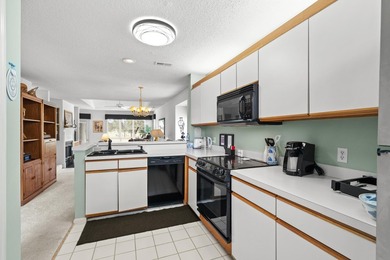 Welcome to this bright and inviting 2 bedroom, 2 bath - photo 18