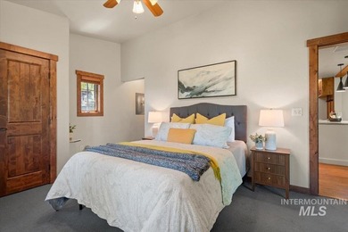 PRICE REDUCED $50K!! Explore the pinnacle of mountain getaway - photo 20