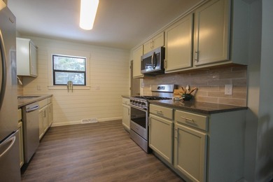 Newly renovated year-round cottage on the Eagle River Chain of - photo 21