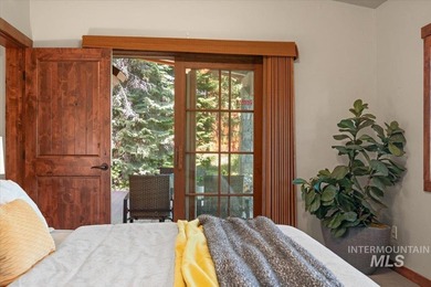 PRICE REDUCED $50K!! Explore the pinnacle of mountain getaway - photo 23