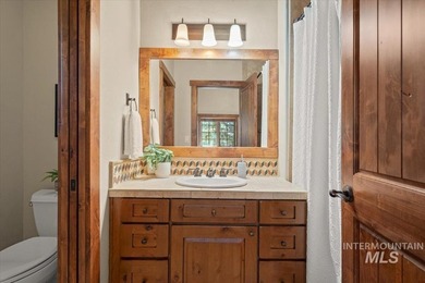 PRICE REDUCED $50K!! Explore the pinnacle of mountain getaway - photo 30