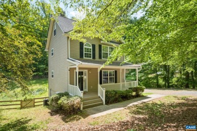 Lake Home For Sale in Palmyra, Virginia