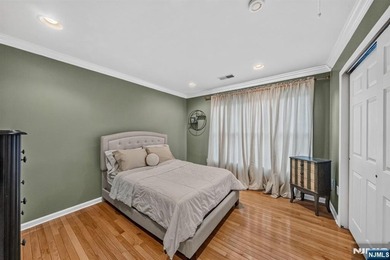 Spectacular Colonial in Sought-After Vizcaya Estates! Welcome to - photo 31