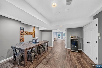 Spectacular Colonial in Sought-After Vizcaya Estates! Welcome to - photo 40