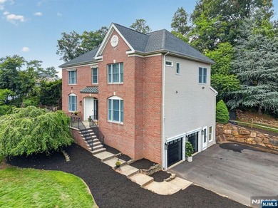 Spectacular Colonial in Sought-After Vizcaya Estates! Welcome to - photo 45