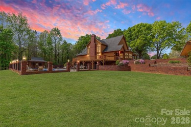 Welcome to a truly rare luxury estate set on over 3 acres - photo 10