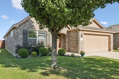 Lake Worth Home Active Under Con in Fort Worth Texas