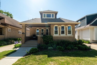 Lake Michigan - Milwaukee County Home For Sale in Shorewood Wisconsin