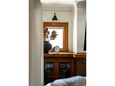 Enter through a sun room filled with light, will it be an office - photo 7