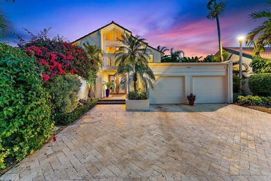 Beautifully remodeled 3 BR/3 BA home with a full 2 car garage in - photo 1