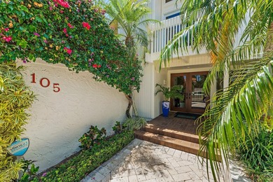 Beautifully remodeled 3 BR/3 BA home with a full 2 car garage in - photo 7