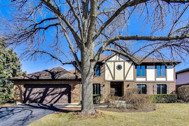 Four Lakes Home Active Under Contract in Lisle Illinois