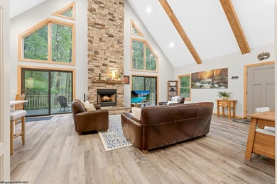 Welcome to 'Alpenglow'! Discover a lifestyle that feels both - photo 10