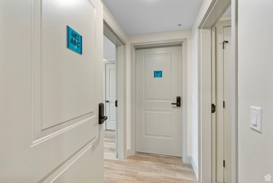 Modern Luxury Condo Near Bear Lake Short term rental Approved - photo 11