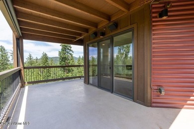 Welcome to this well-appointed condo offering comfort - photo 3