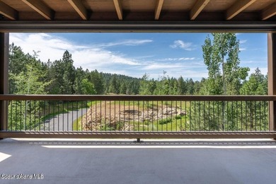 Welcome to this well-appointed condo offering comfort - photo 5