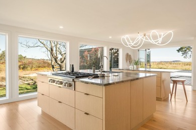 Experience the pinnacle of beachfront living in Maine on 4.3 - photo 7