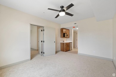 Modern Luxury Condo Near Bear Lake Short term rental Approved - photo 31