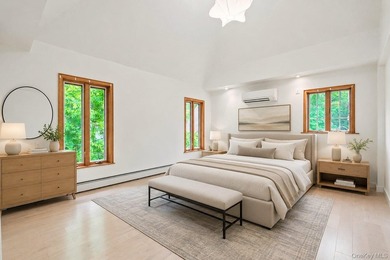 Welcome to Forest Hills Gardens! One of Queens' most coveted - photo 33