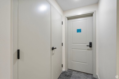 Modern Luxury Condo Near Bear Lake Short term rental Approved - photo 36