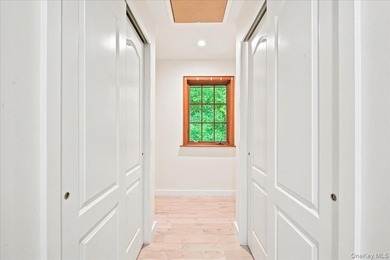 Welcome to Forest Hills Gardens! One of Queens' most coveted - photo 38