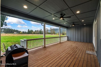 This newly built home sits on a large acreage lot in the heart - photo 4