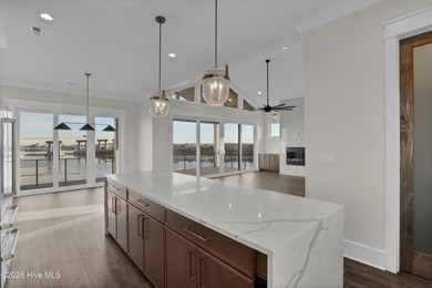 Experience the ultimate Surf City waterfront lifestyle at 113