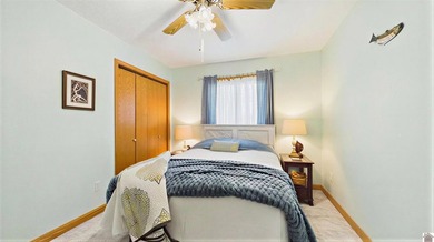 Enjoy the lake life in this 5+ bedroom (sleeps 15) 3 bath - photo 24