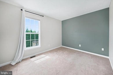 ***Solar panel is owned***Welcome to the sought after Middletown - photo 27