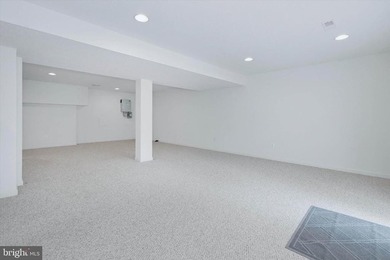 ***Solar panel is owned***Welcome to the sought after Middletown - photo 30