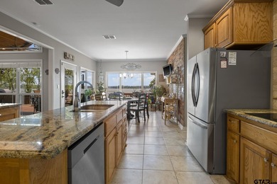 Welcome to this exceptional waterfront retreat on Lake Bob - photo 17