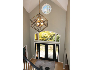 Custom built 5,000 square foot lake home on 1.3 private acres! - photo 5