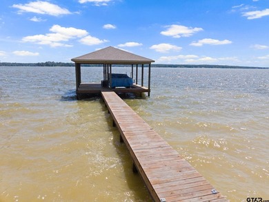 Welcome to this exceptional waterfront retreat on Lake Bob - photo 41