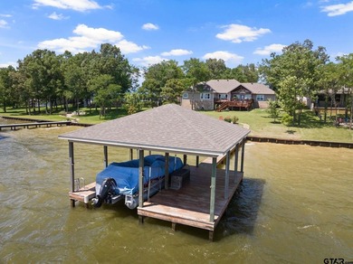 Welcome to this exceptional waterfront retreat on Lake Bob - photo 42