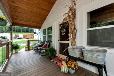 SELLER WILL OFFER $10,000 TOWARDS RATE BUYDOWN OR CLOSING COST - photo 7