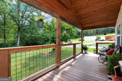 SELLER WILL OFFER $10,000 TOWARDS RATE BUYDOWN OR CLOSING COST - photo 8