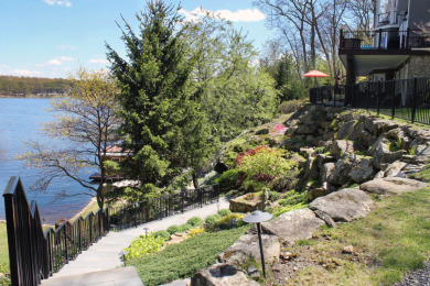 Custom built 5,000 square foot lake home on 1.3 private acres! - photo 25
